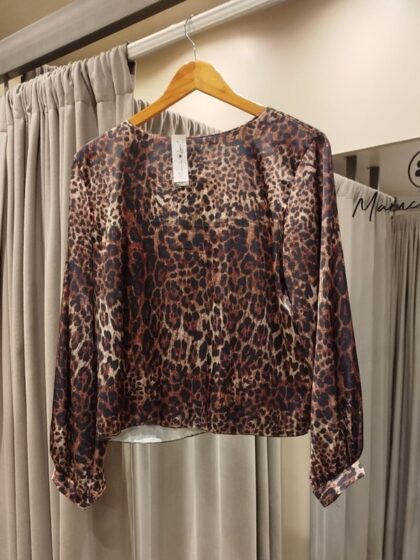 BLUSA FOLLOW BOTONES